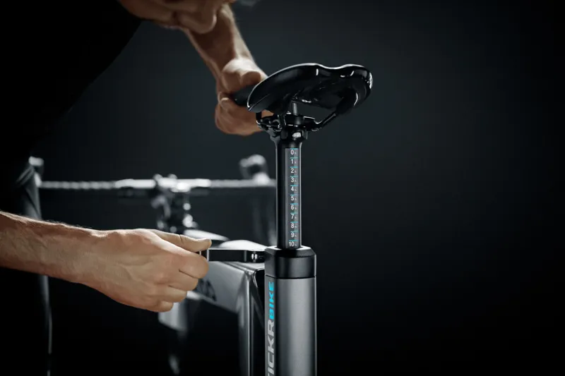 Wahoo KICKR Smart Bike-10